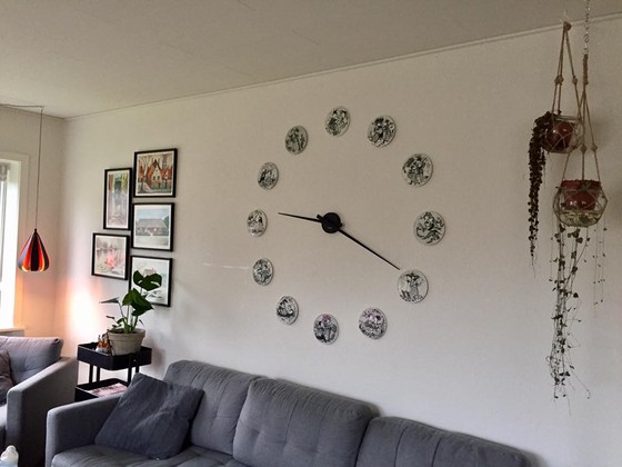 Wiinblad Nymolle butterboards as clock
