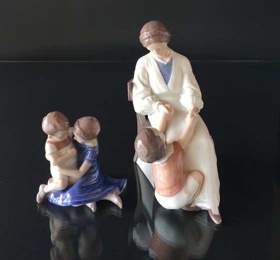 Cheap mother and child figurines
