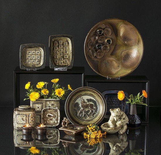 Stoneware and Faience dishes and bowls