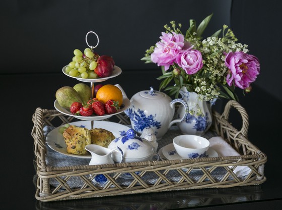 Blue Flower table setting - See the entire selection here